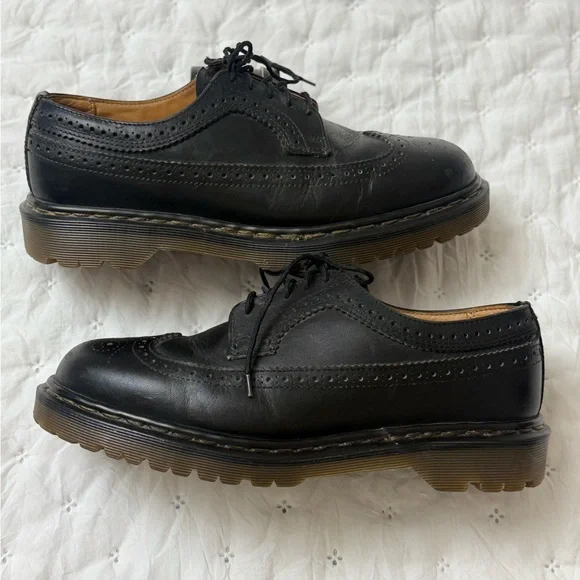 Vintage Dr.Martens Wingtip Black Men's UK 9 US 10 3989 Brogue Made In England - Picture 4 of 16